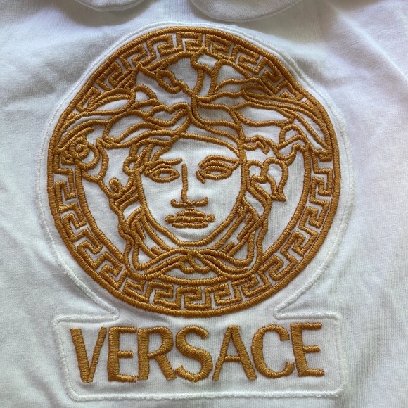 Versace
Baby's Logo Cotton-Blend Footed Bodysuit - Picture 3 of 11